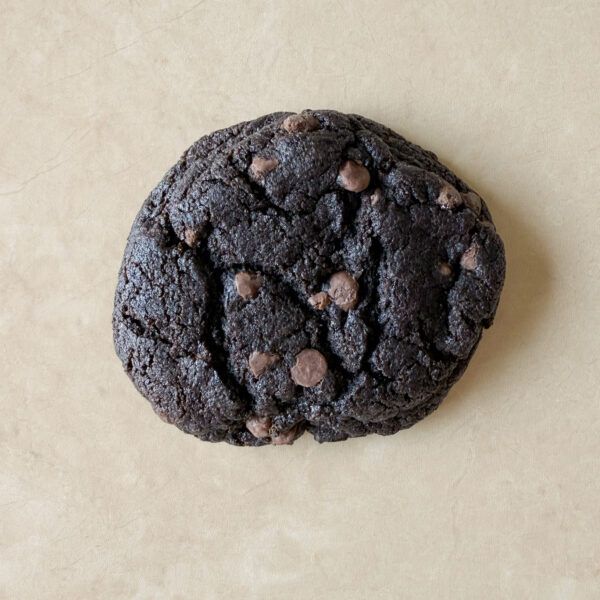 كوكيز شوكلاته مع قطع الشكولاته